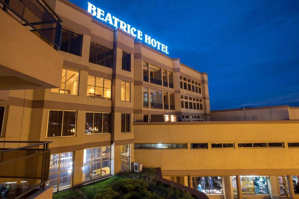 Beatrice Hotel キンシャサ エクステリア 写真